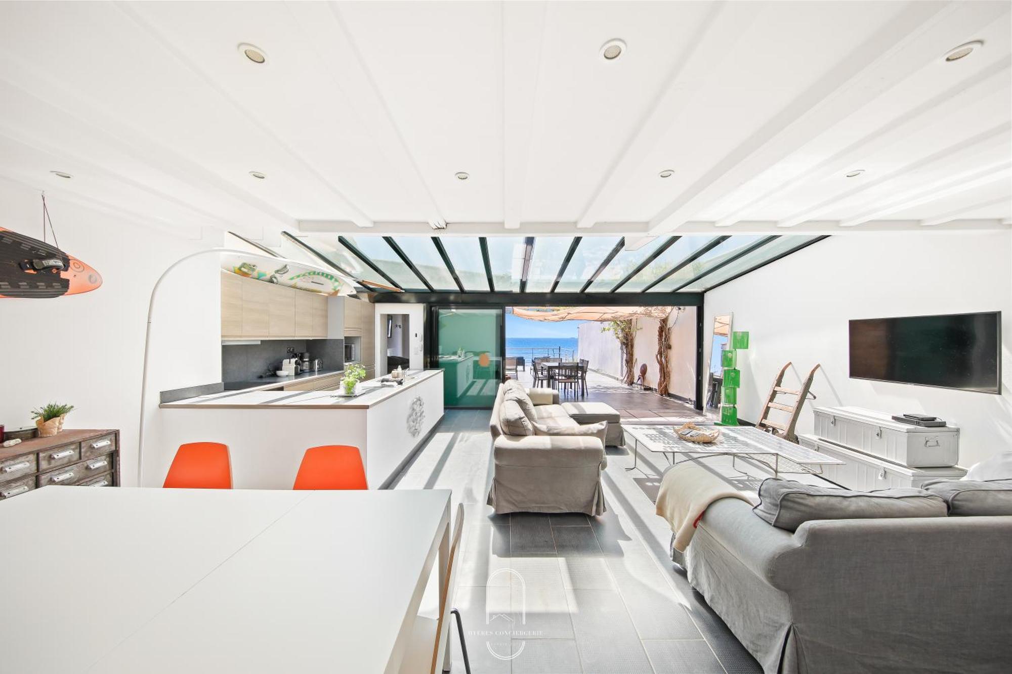 Maison Sur L'Eau-Hyeres-Almanarre-Parkings Clim Wifi By Hc Exterior foto