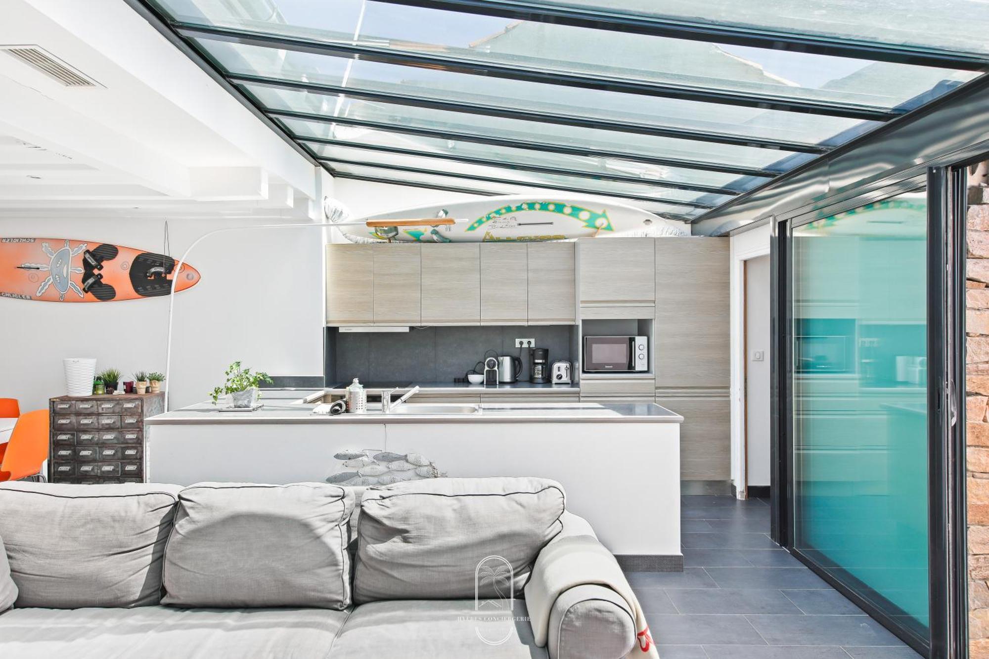 Maison Sur L'Eau-Hyeres-Almanarre-Parkings Clim Wifi By Hc Exterior foto